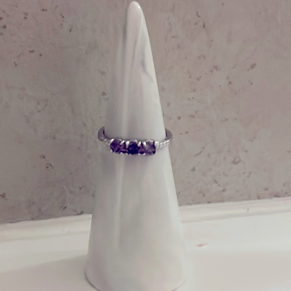 Purple Gemstone Trio Round Silver Band Costume Jewelry Ring Size 7